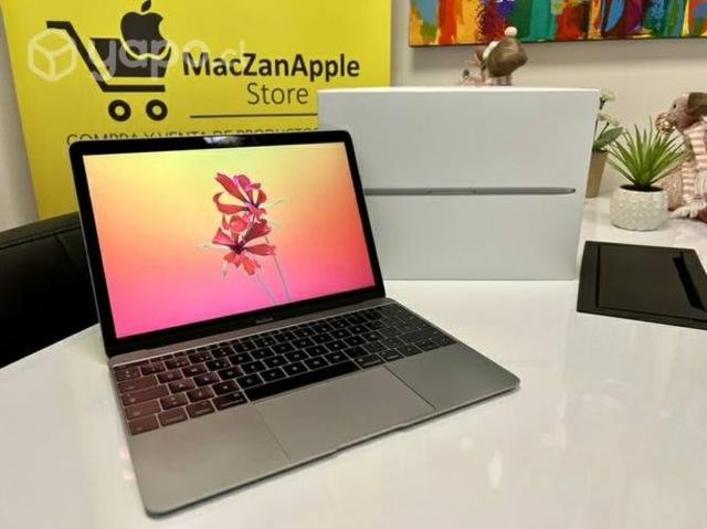 MacBook retina 12 un año de garantía