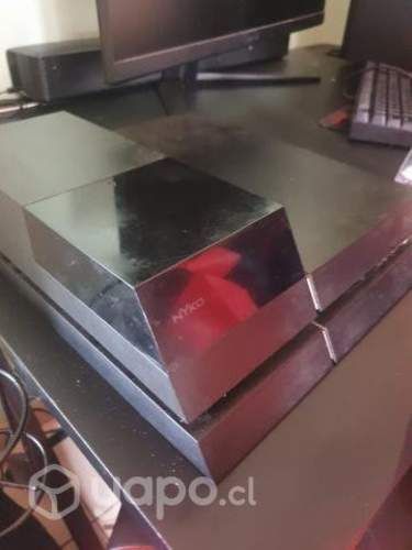 Playstation 4 + mando nacon