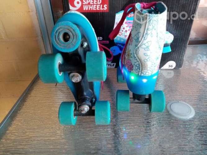 Patín bota 4 ruedas con luces led