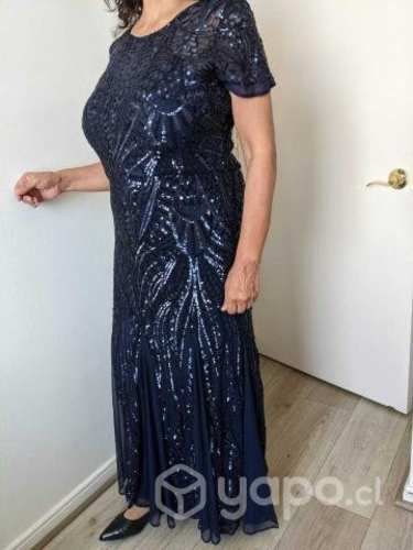 Vestido de Madrina, incluye pedrería. solo un uso