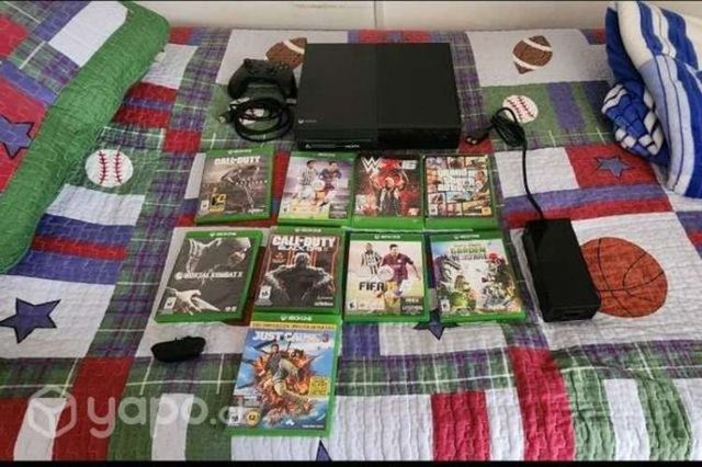 X-box one. Como nueva más 1 mando