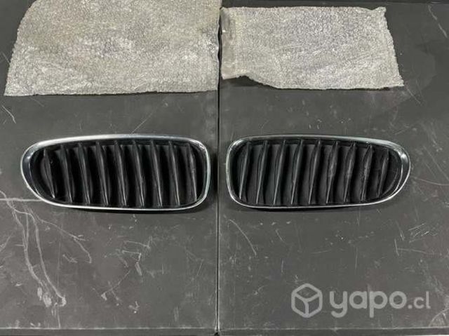 BMW Z4 E85/86 rejillas frontales originales