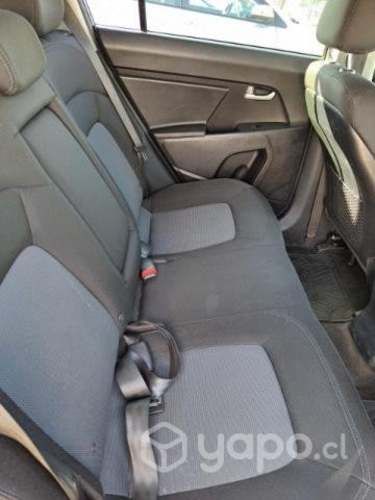 Kia sportage 2.0 LX bencinera 2014