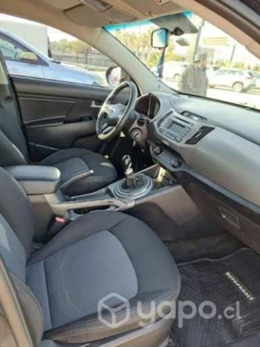 Kia sportage 2.0 LX bencinera 2014