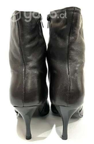 Botín Taco 100% Cuero Marca Signus N*38 Café