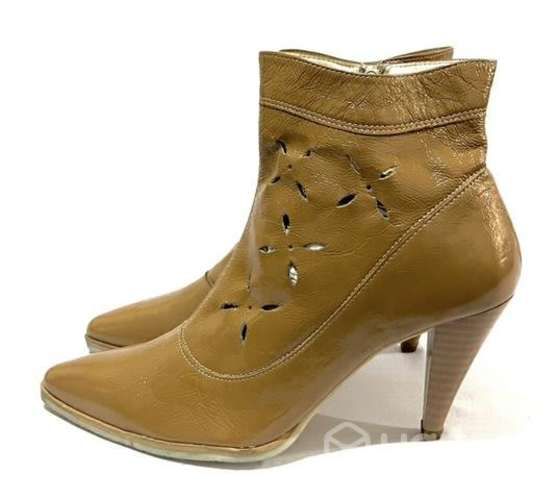 Botín Puntudo 100% Cuero Marca Icono N*37 Café