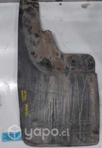 Bota Barro Tras Der (VAA046) Volkswagen Amarok 2.0