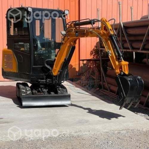 Mini excavadora 2000kg año 2024