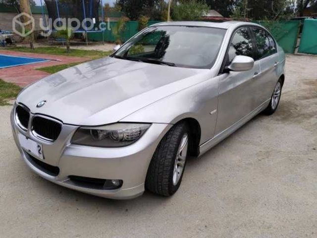 Bmw 320i 2010 en excelentes condiciones