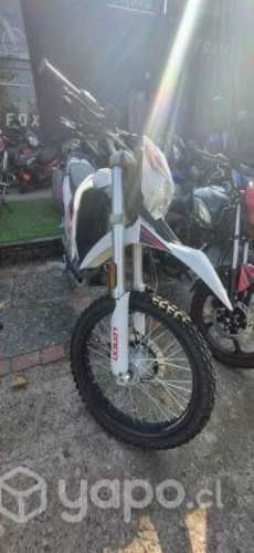 Loncin sx250 tt