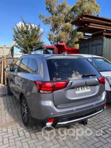 Mitsubishi outlander 2018