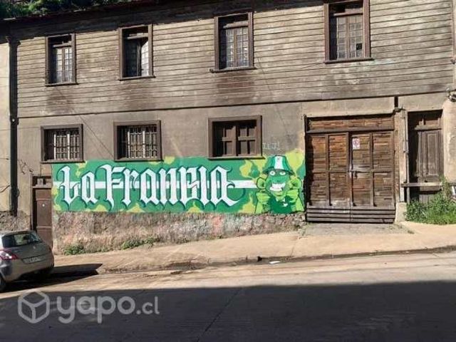 Se vende casa ubicado en avenida Francia 1001