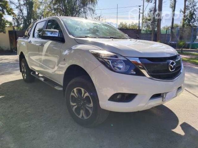 Mazda bt50 2017 uso particular impeke se permuta