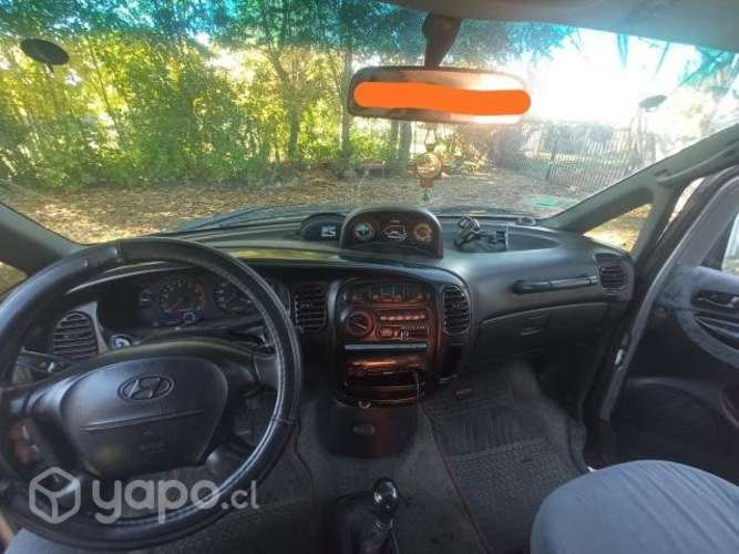 Hyundai starex 4x4 2.4cc (1999)