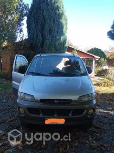 Hyundai starex 4x4 2.4cc (1999)