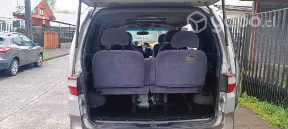 Hyundai starex 4x4 2.4cc (1999)