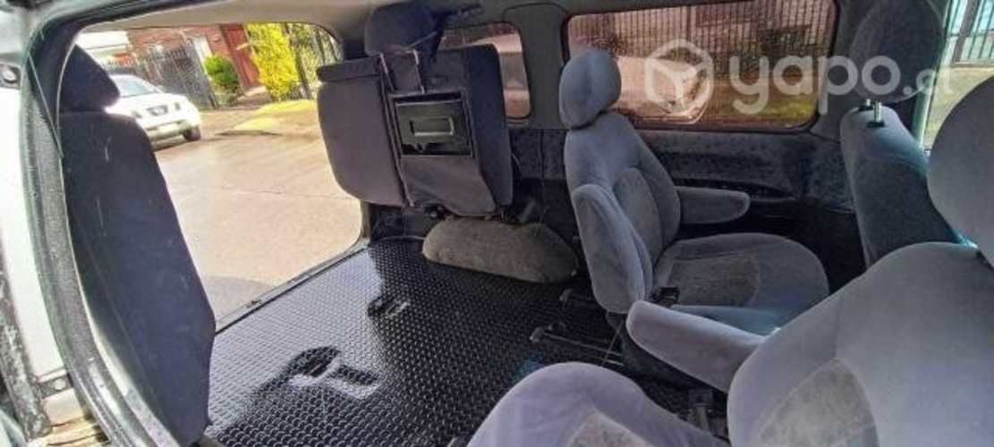 Hyundai starex 4x4 2.4cc (1999)