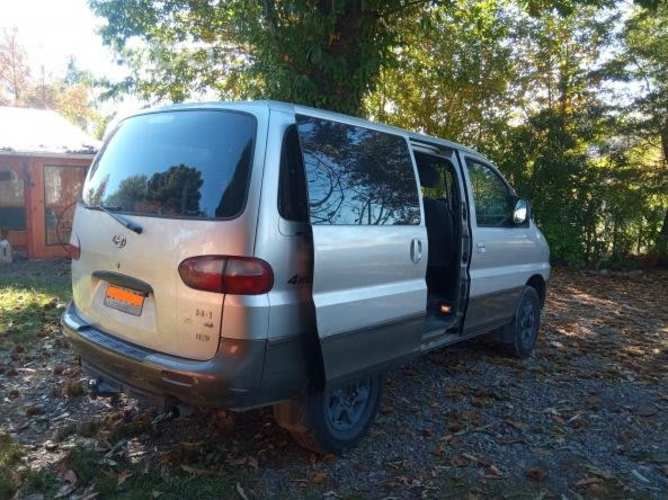 Hyundai starex 4x4 2.4cc (1999)
