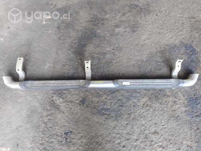 Pisadera Izquierda (FRB180) Ford Ranger 2.5 4x2