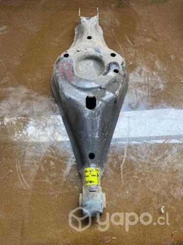 Bandeja trasera derech inferior Ford Explorer 2015