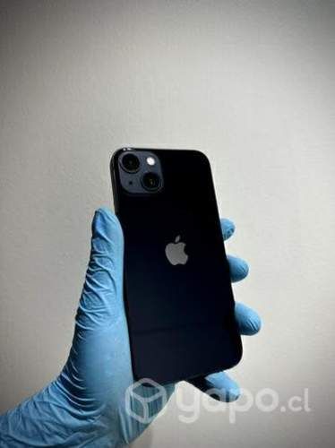 IPhone 13 Negro usado sin caja en buen estado