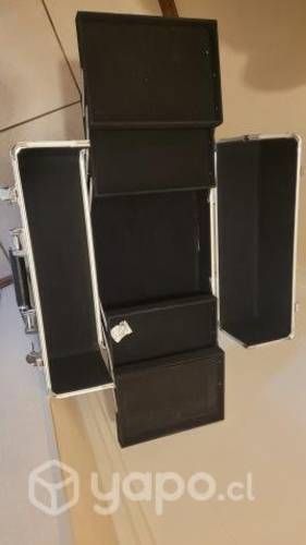 Maleta cosmetiquera como nueva