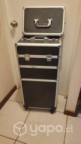 Maleta cosmetiquera como nueva