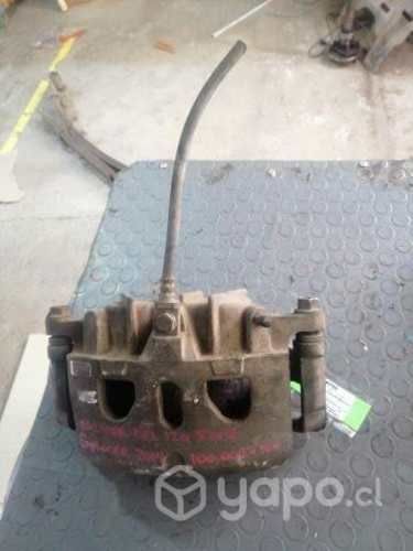 Caliper delantero izquierdo Ford Explorer 2014