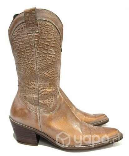Bota Texana Cuero y Suela Marca Shoes&Shoes N*34