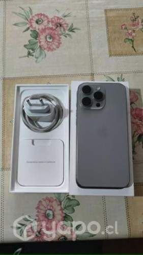 IPhone 15 Pro Max natural titanium