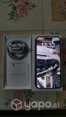 IPhone 15 Pro Max natural titanium