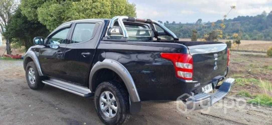 Mitsubishi l200 1997