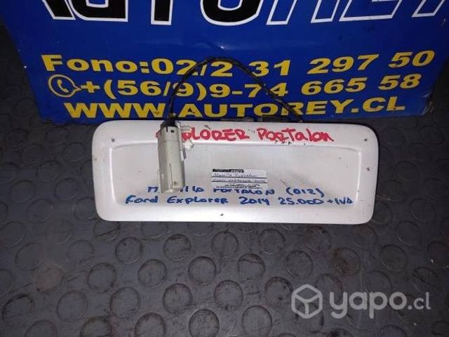 Manilla exterior Portalon (012) Ford Explorer 2014