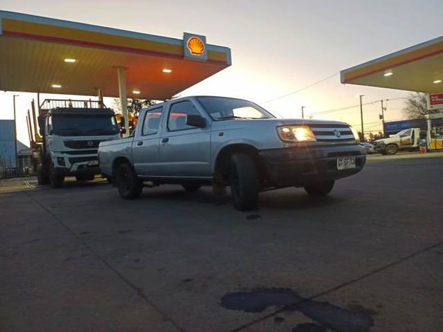 Dongfeng rich doble cabina  2012