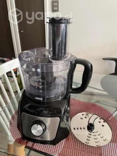 Procesadora de alimentos marca Thomas