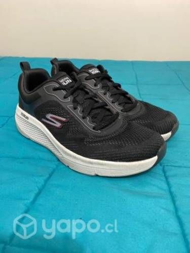 Zapatillas Skechers talla 42