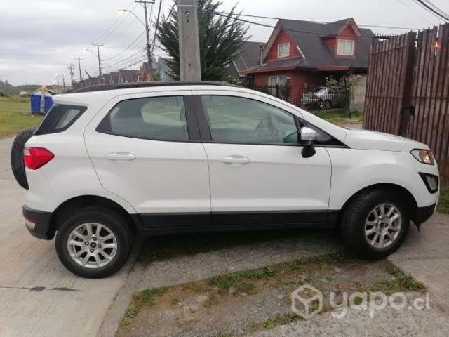 FORD ECOSPORT, año 2018
