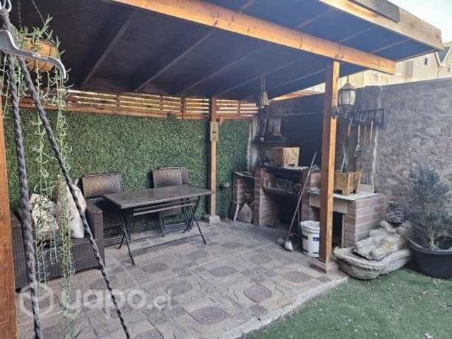 Se vende casa ubicada en comuna de padre hurtado