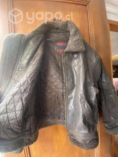 Chaqueta aviadora de cuero