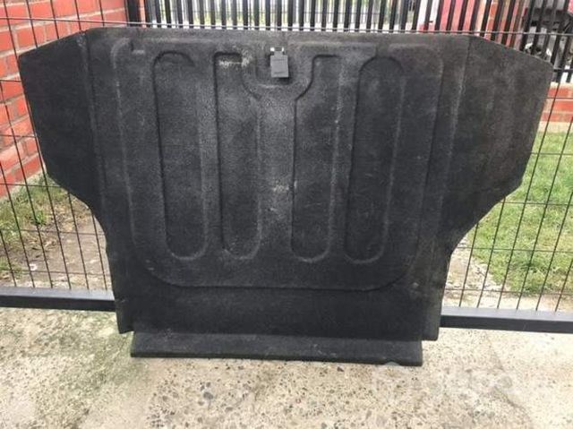 Cubierta trasera de auto