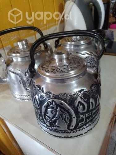 Teteras nuevas con diseños