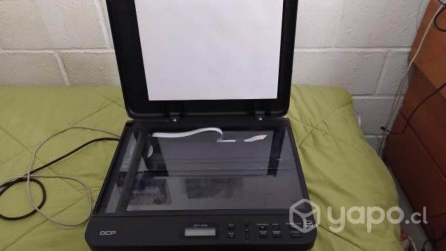 Impresora multifuncional a láser BROTHER DCP 1602