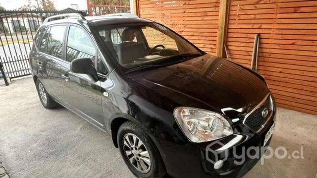 Kia carens 2011