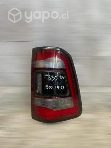 Foco trasero RH Dodge ram 1500