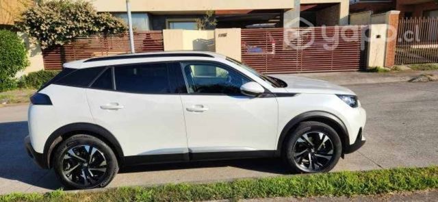 Peugeot 2008, año 2022