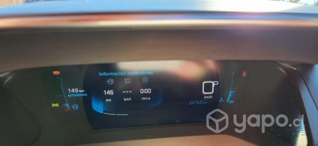 Peugeot 2008, año 2022