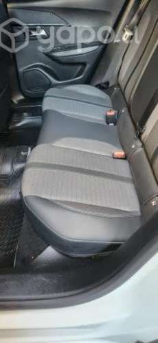 Peugeot 2008, año 2022