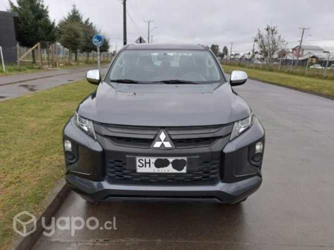 Mitsubushi l200 2023
