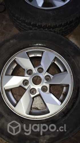 llantas Mitsubishi l200