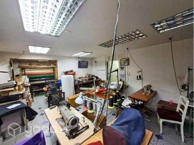 Dueño vende propiedad comercial/habitacional